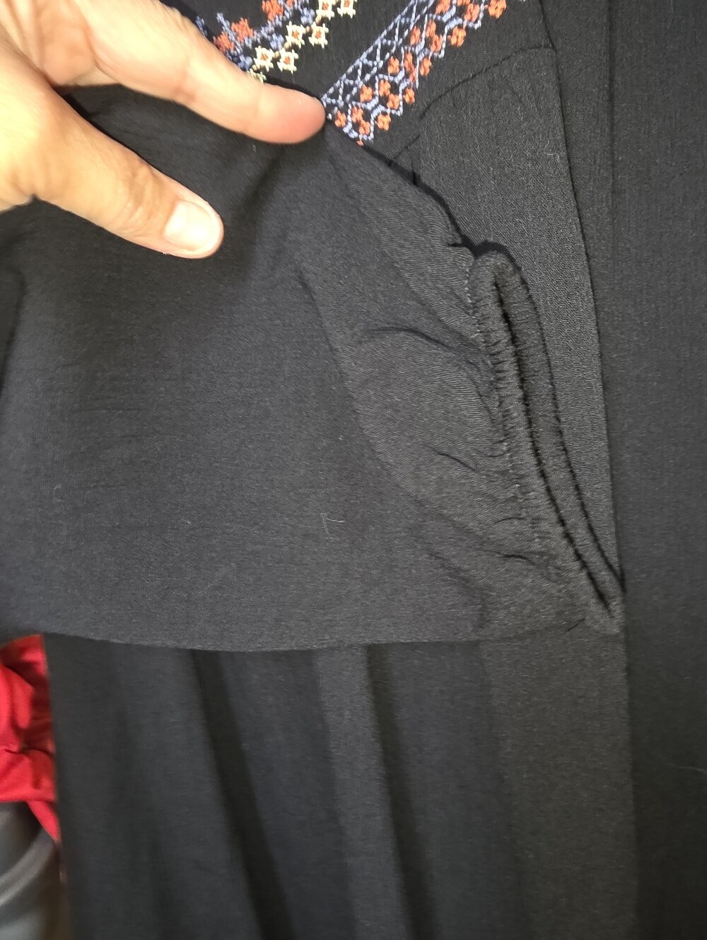 torrid Black Women's Garment Label Close-Up - Picture 4 of 8